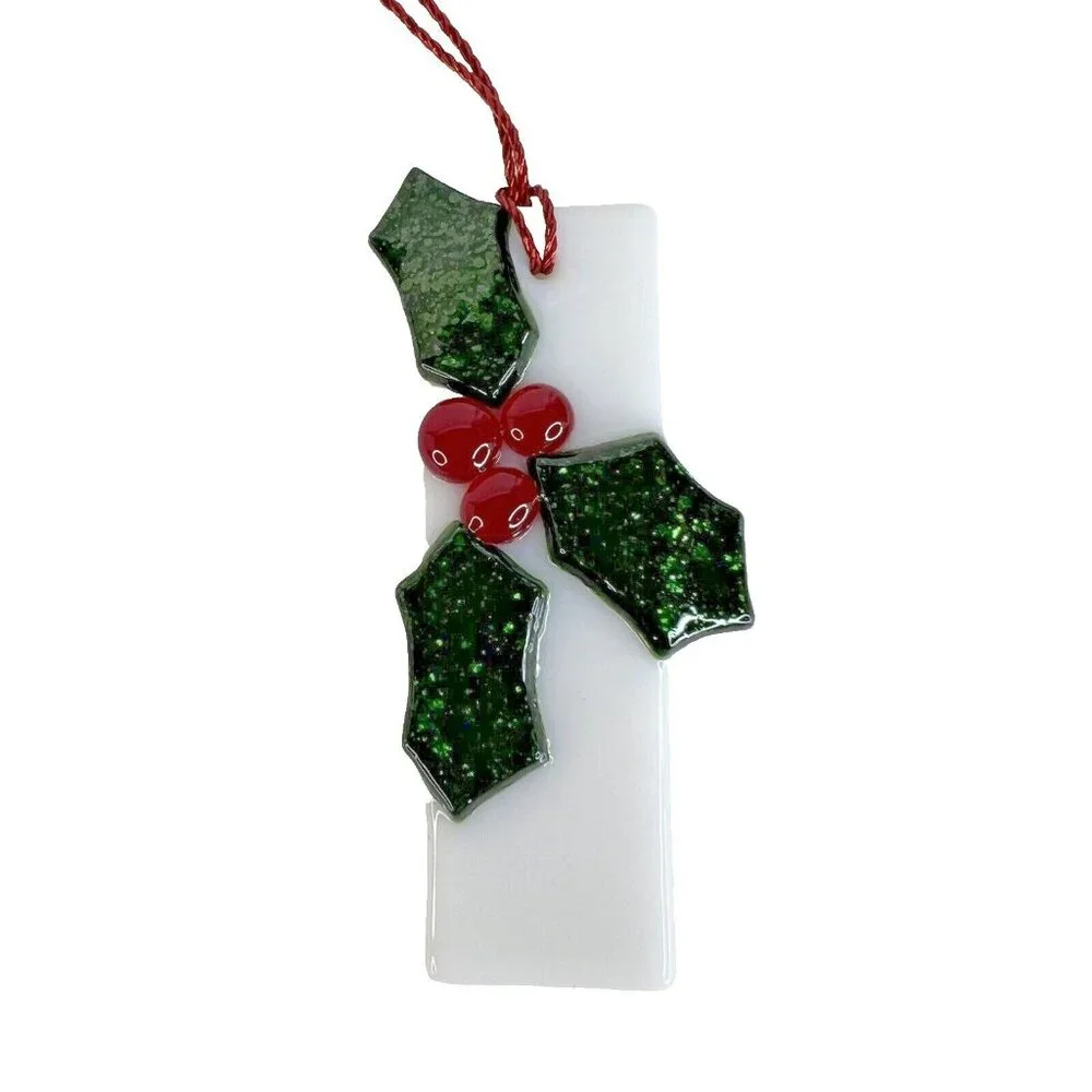 4 Fused Stained Glass Holly Berry Christmas Ornaments Set Red Green White - Picture 3 of 11